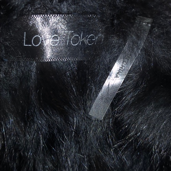 Beautiful Black Fur Vest - Picture 3 of 8